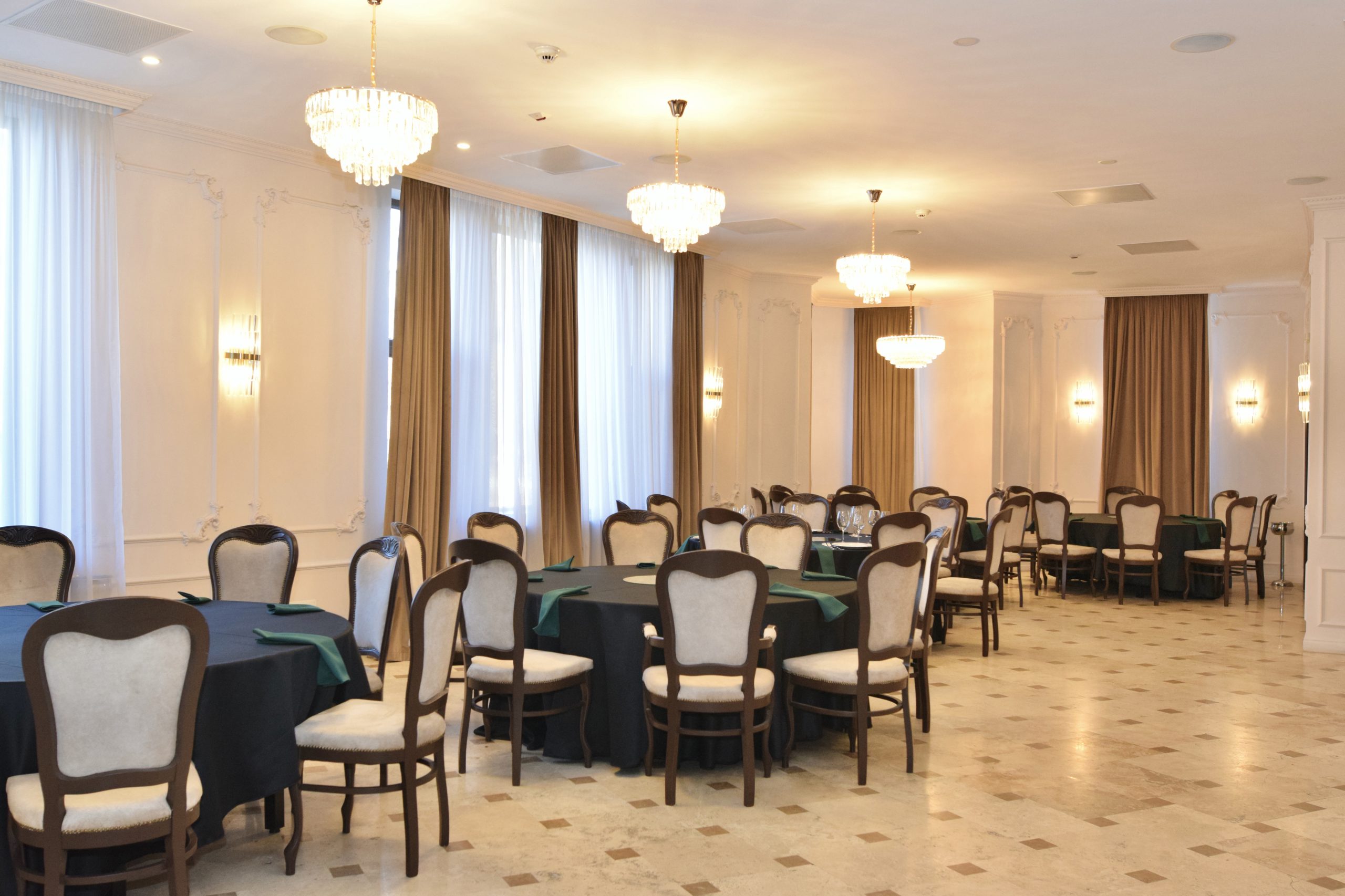 Godillot Ballroom 2